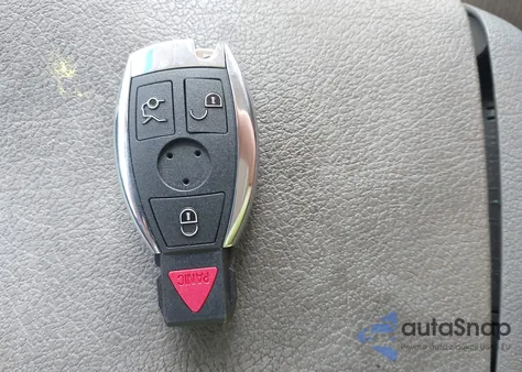 2011 Mercedes-Benz E 350 z USA, uszkodzony, nr VIN WDDKK5GF3BF062928